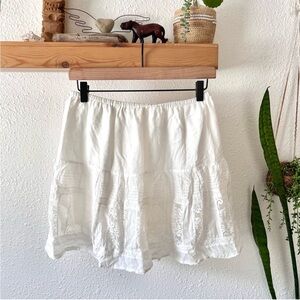 The GREAT white lace skirt